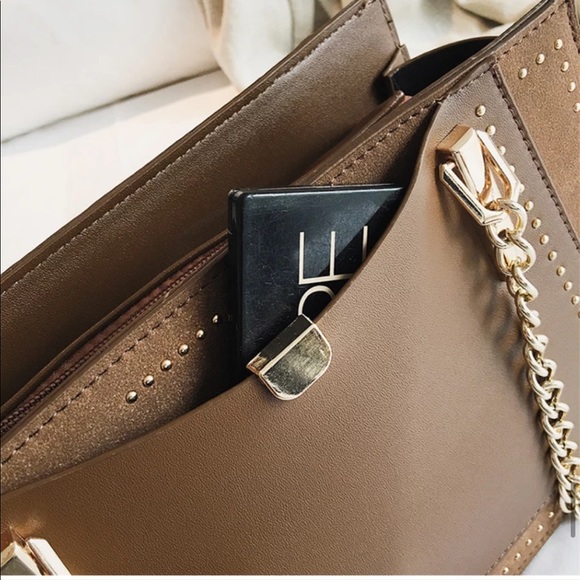 🆕JULIA Rivet Chain Shoulder Bag - Picture 8 of 11